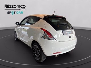 LANCIA Ypsilon 1.0 firefly hybrid Platino s&s 70cv - NEOPATENTATI
