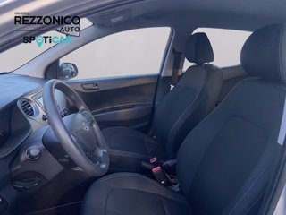 HYUNDAI i10 1.0 Login 66CV - OK NEOPATENTATI