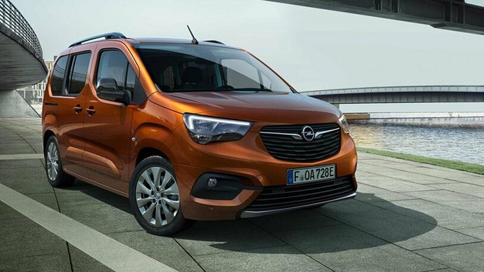 Opel Combo E Life Exterior 16X9 Cml E22 E01 008(2)