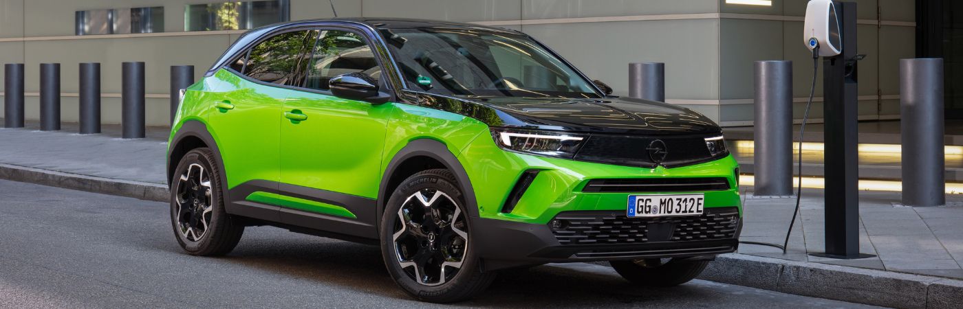 BANNER DESK (1400 X 450 Px) (1)